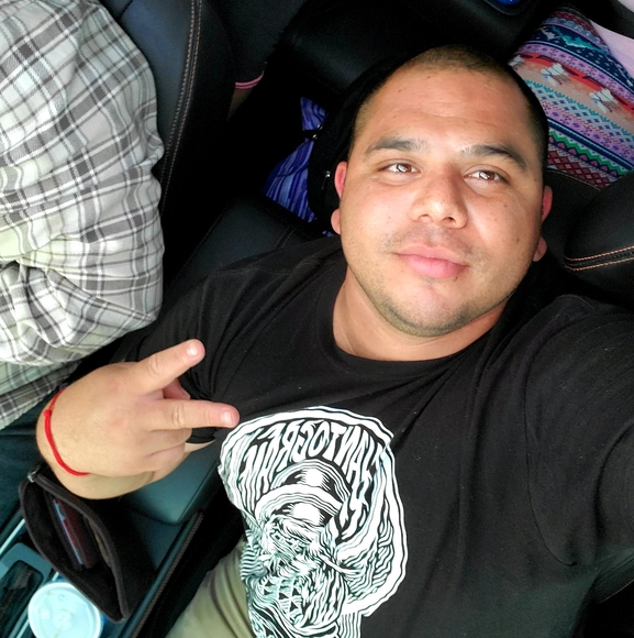 Meet your Posher, Jorge - Picture 1 of 1